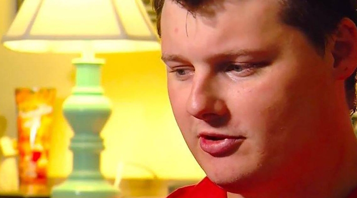 A Dad Was Beaten For Taking His 5-Year-Old Daughter Into The Men's Bathroom